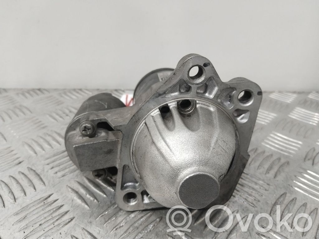 Motor de arranque   M000T32771