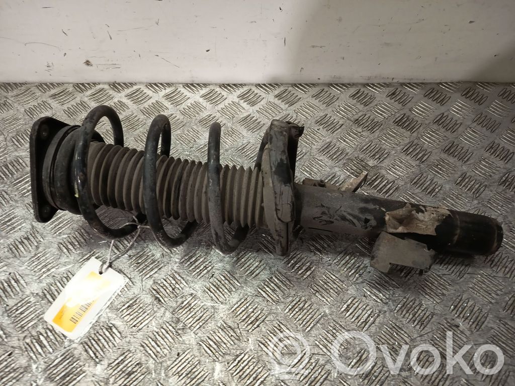 Ford Focus Ammortizzatore anteriore con molla elicoidale