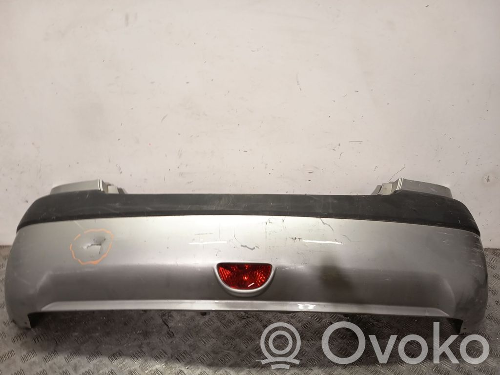 KIA Rio Parachoques 