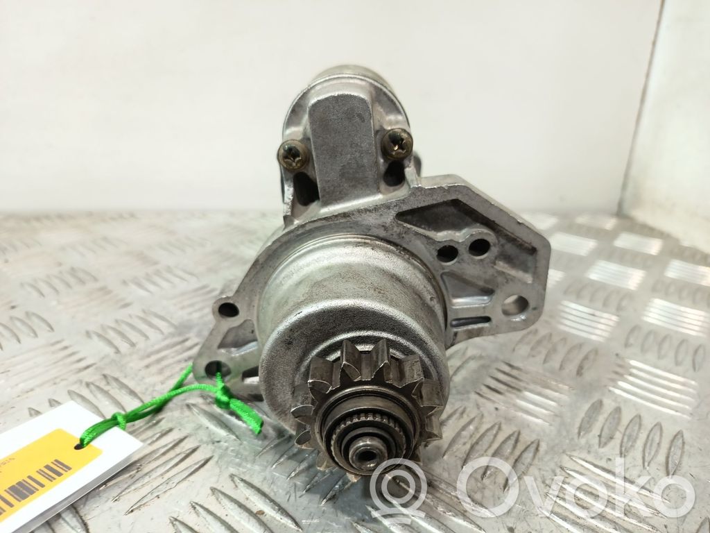 Nissan Almera N16 Motor de arranque 