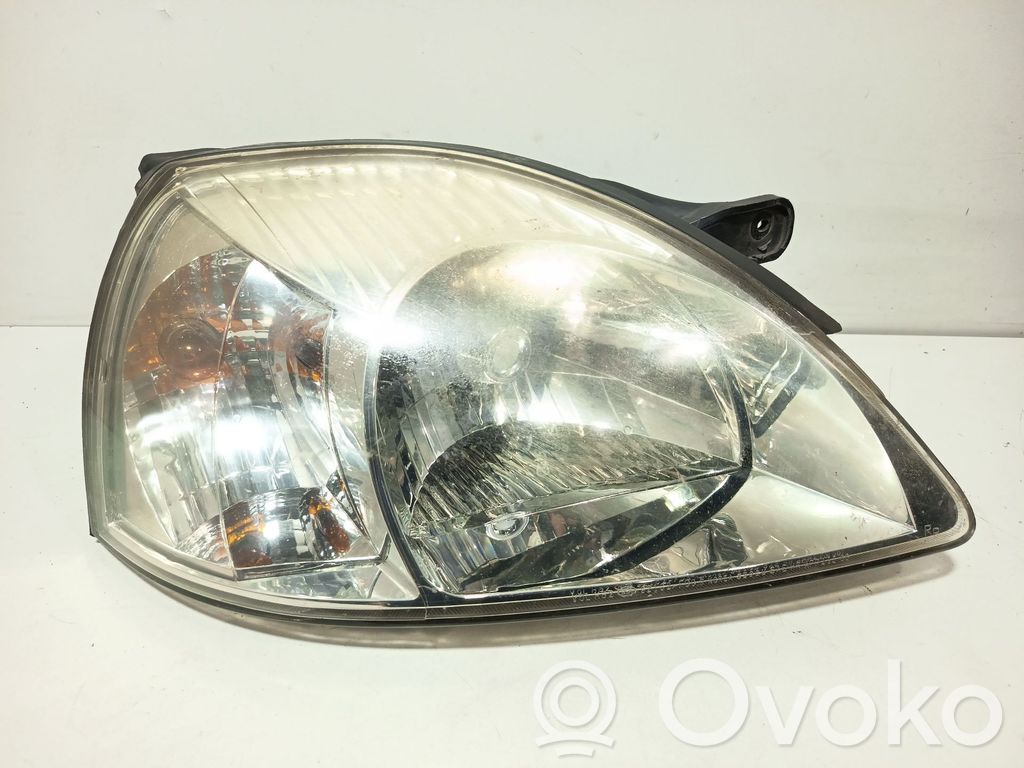 KIA Rio Faro delantero/faro principal
