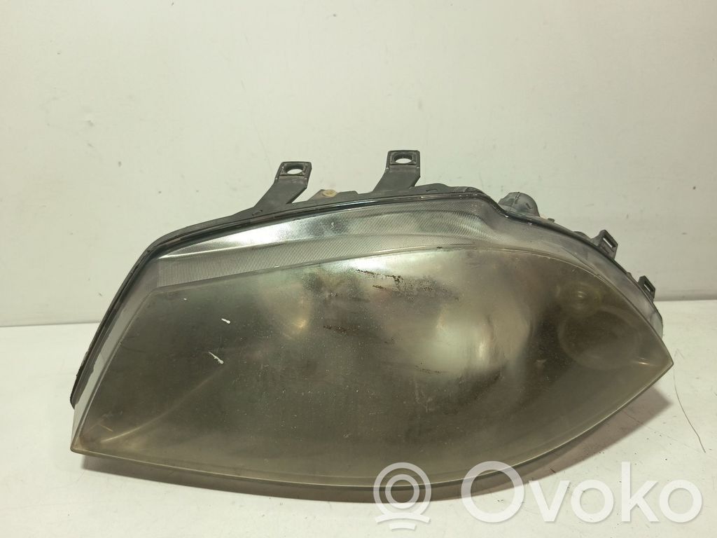Seat Ibiza III (6L) Far 