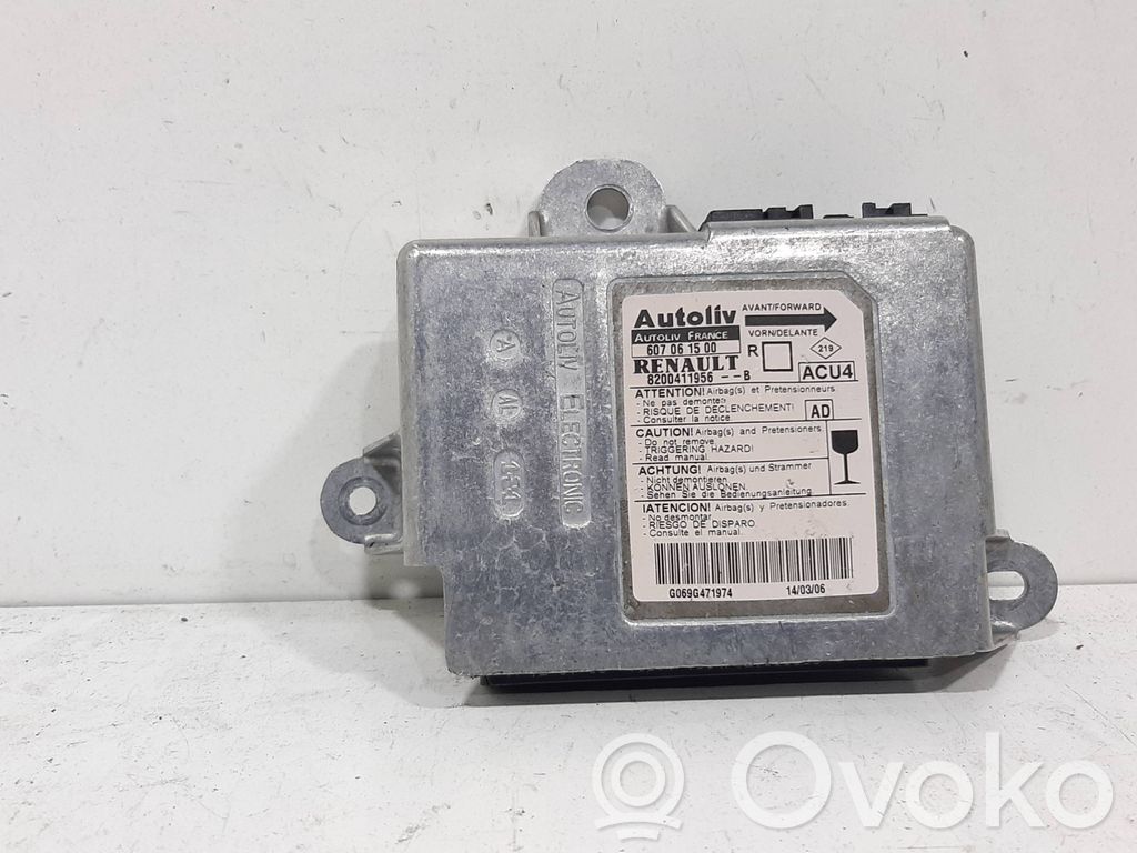 Renault Scenic II - Grand scenic II Centralina/modulo airbag