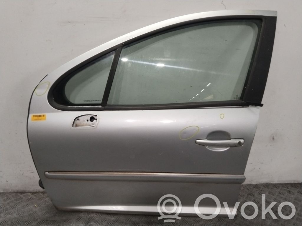 Peugeot 207 Tür vorne 