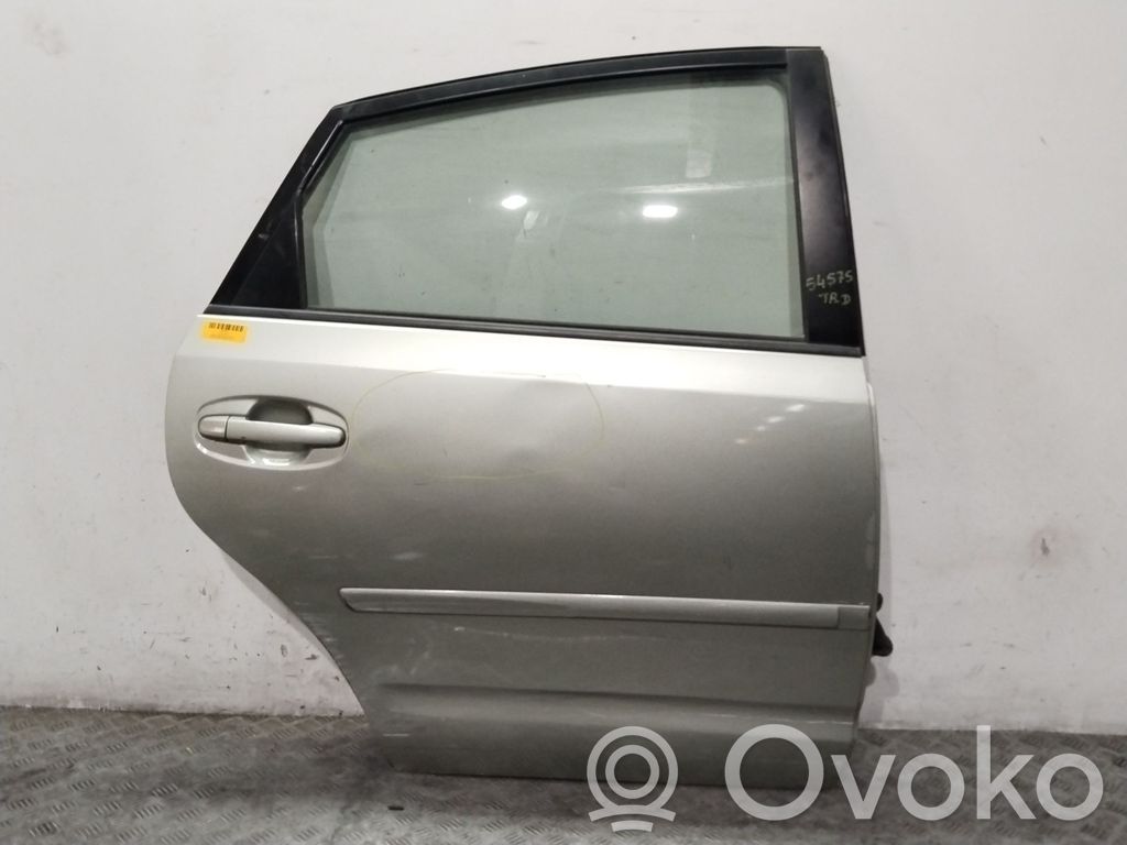 Toyota Prius (XW20) Puerta delantera
