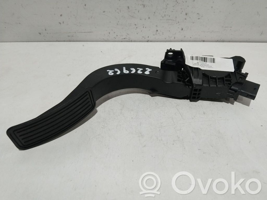Tesla Model S Pedal del acelerador
