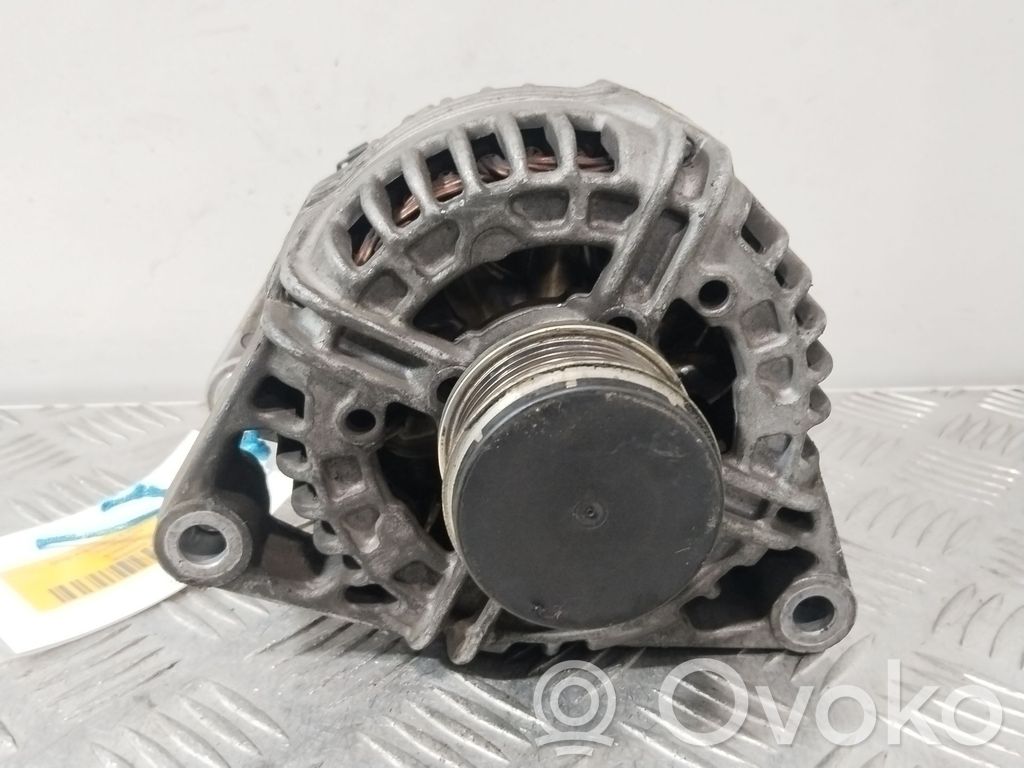 Opel Meriva B Alternador
