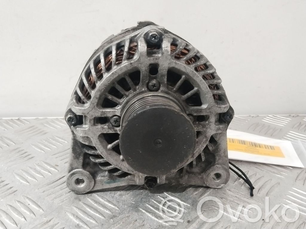 Nissan Qashqai+2 Generatore/alternatore 
