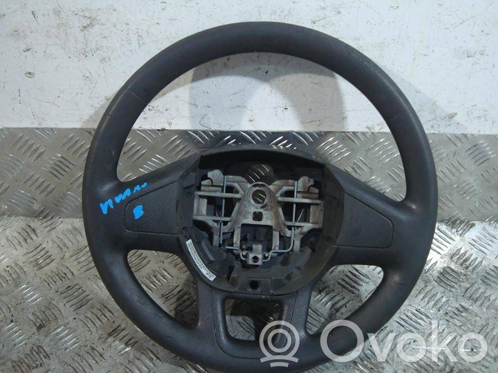 Opel Vivaro Ohjauspyörä 
