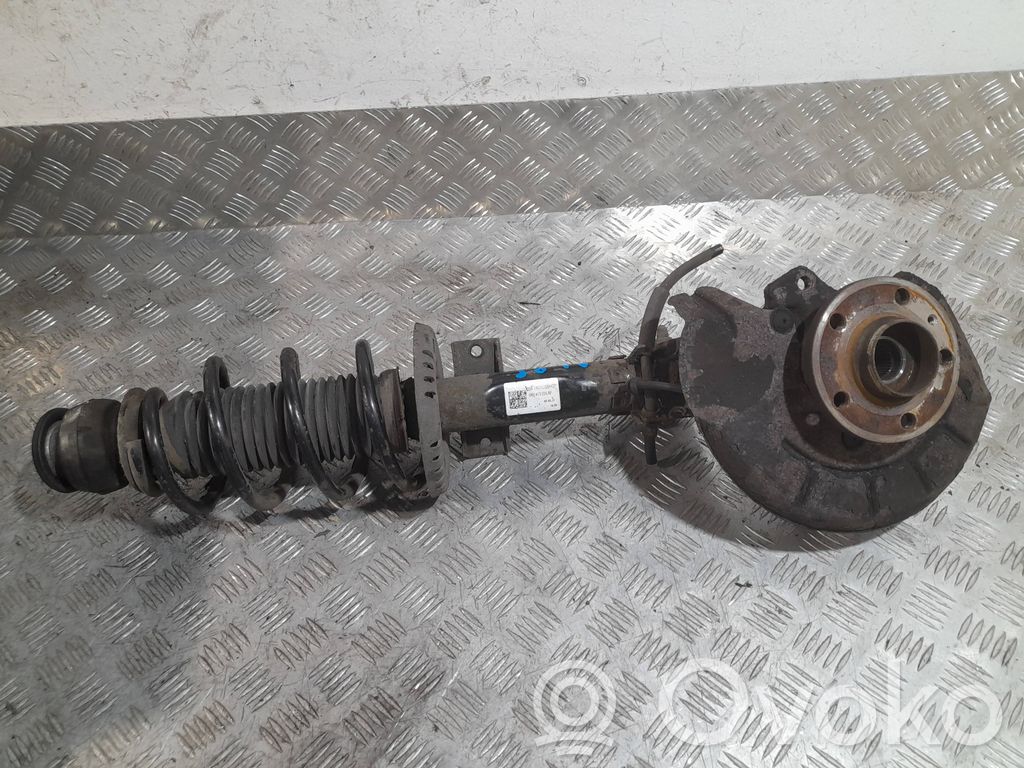 Front wheel hub spindle knuckle