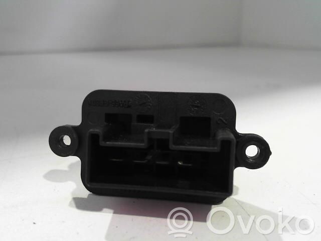 Fiat Panda II Lämpöpuhaltimen moottorin vastus 