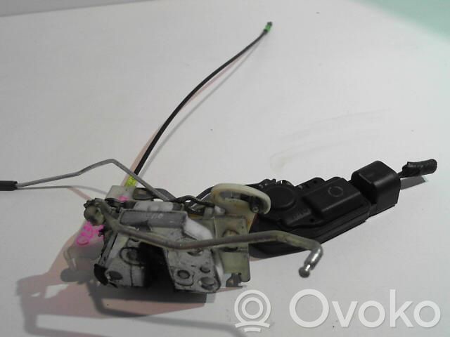 Toyota Aygo AB10 Zamek drzwi przednich 