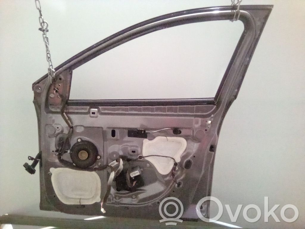 Renault Megane III Puerta delantera 