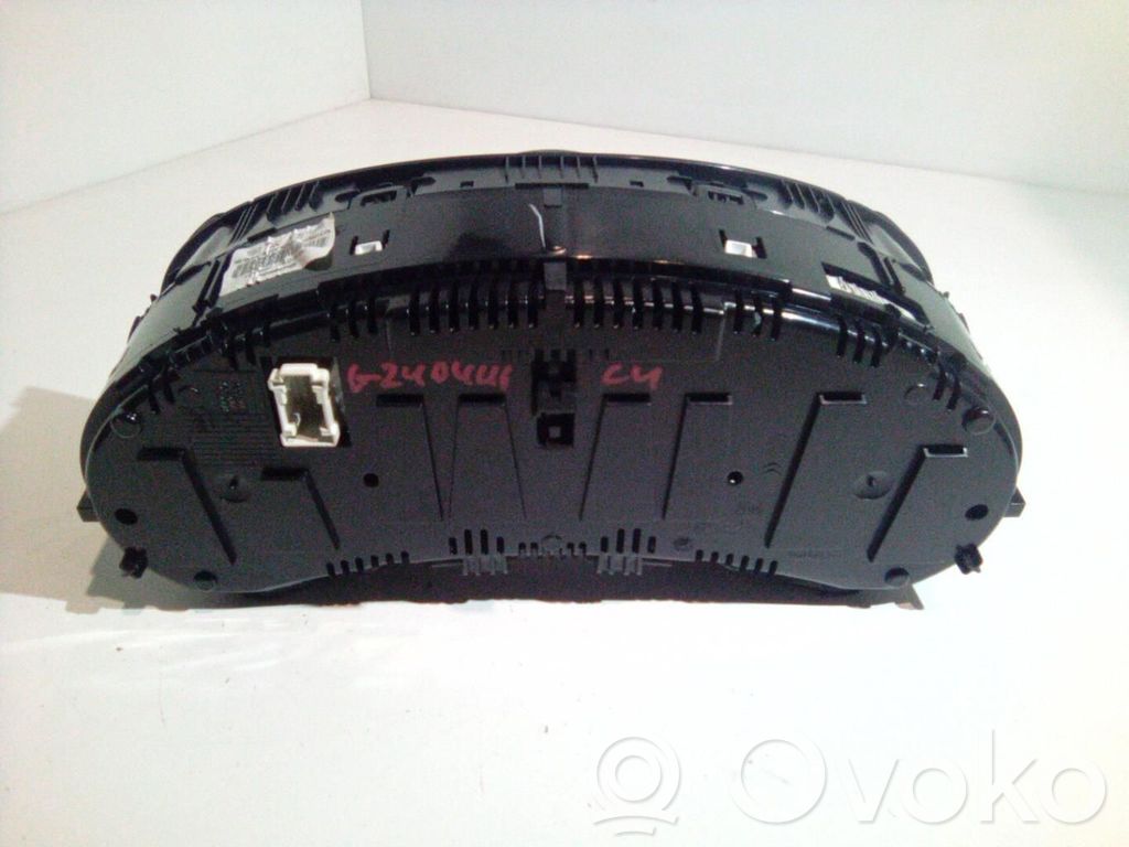 Citroen C4 II Speedometer (instrument cluster) 