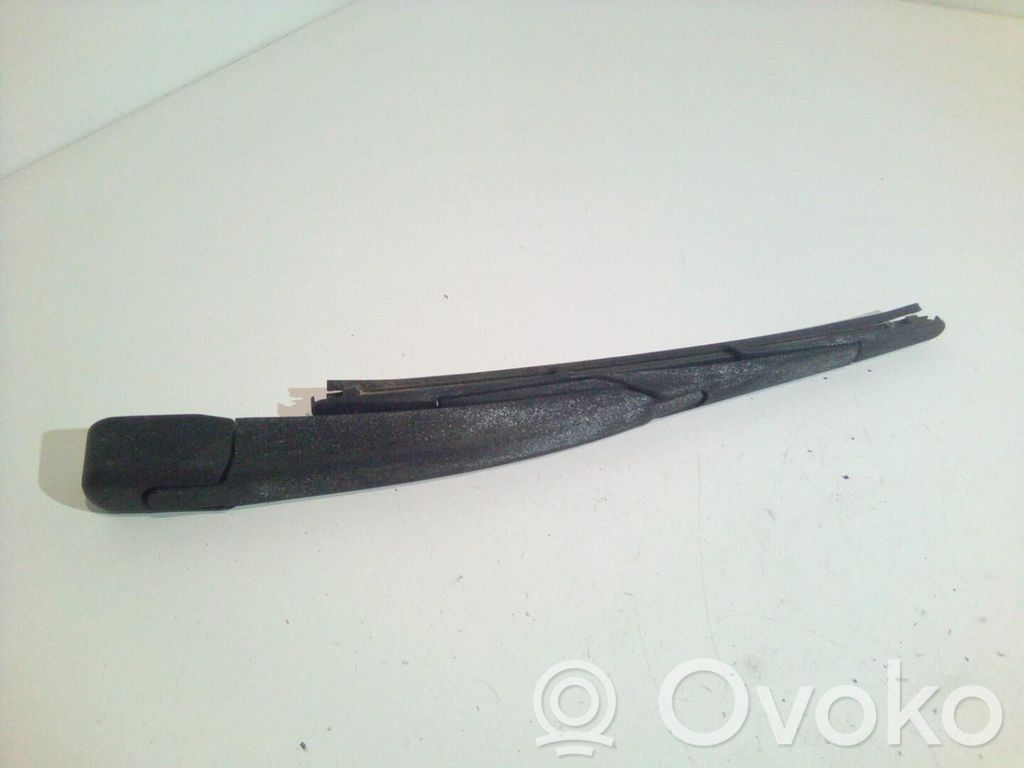 Ford Mondeo MK IV Brazo del limpiaparabrisas trasero 