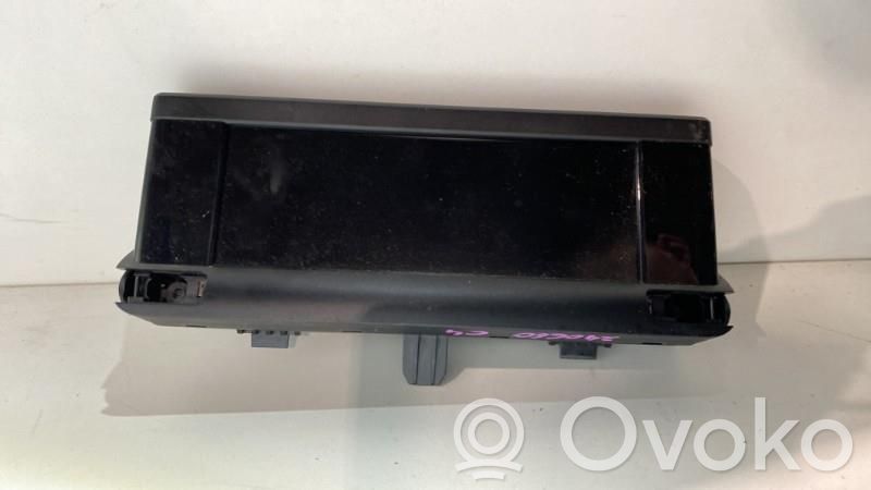 Citroen C4 Cactus Speedometer (instrument cluster) 