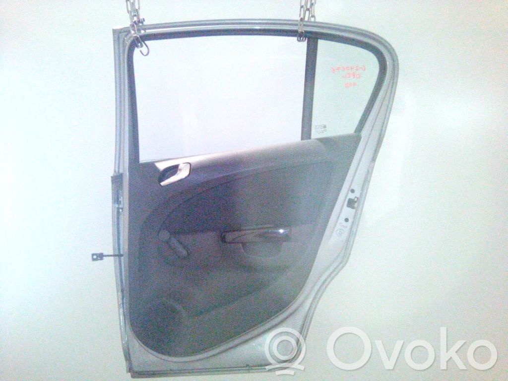 Opel Corsa D Galinės durys 