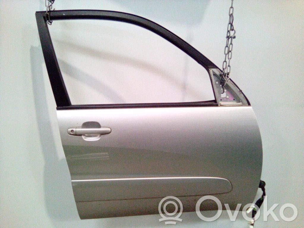 Toyota RAV 4 (XA20) Puerta delantera 