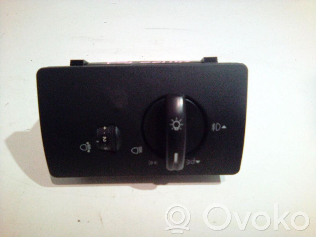 Ford Mondeo Mk III Light switch 