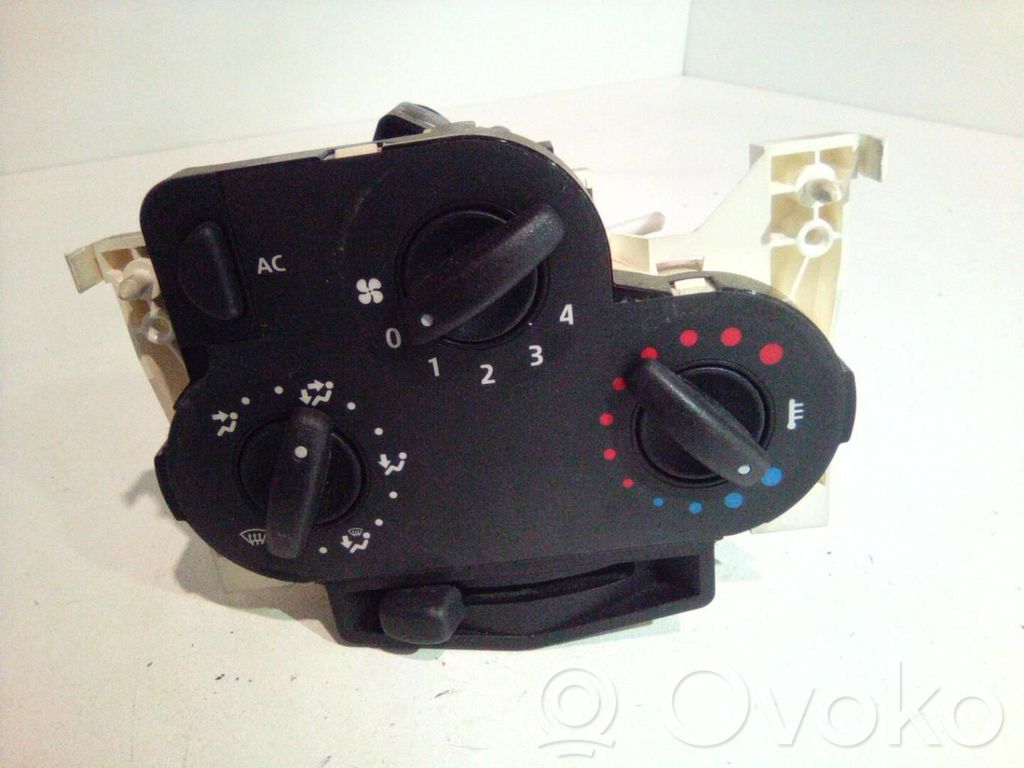Dacia Logan I Climate control unit 