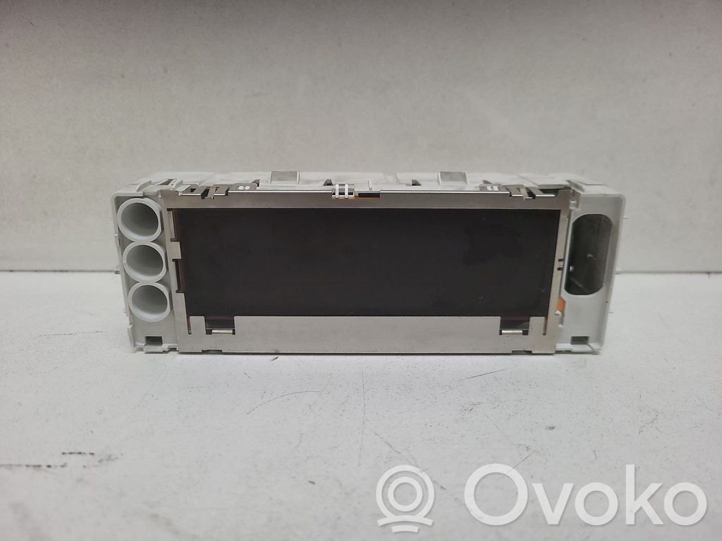 Renault Clio III Screen/display/small screen 