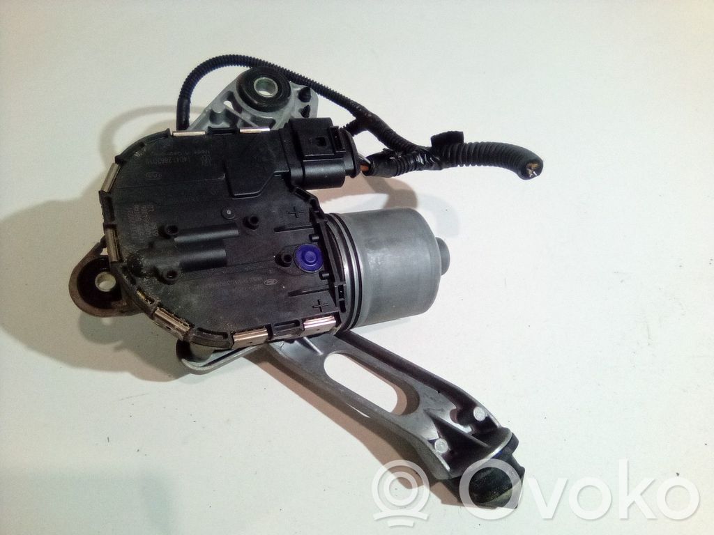 Wiper motor   2135685