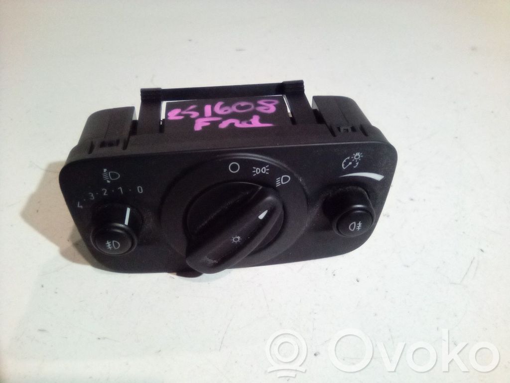 Ford Fiesta Light switch 