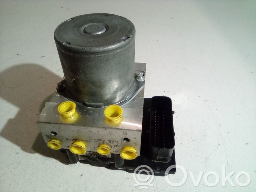 BMW X1 E84 ABS Pump 