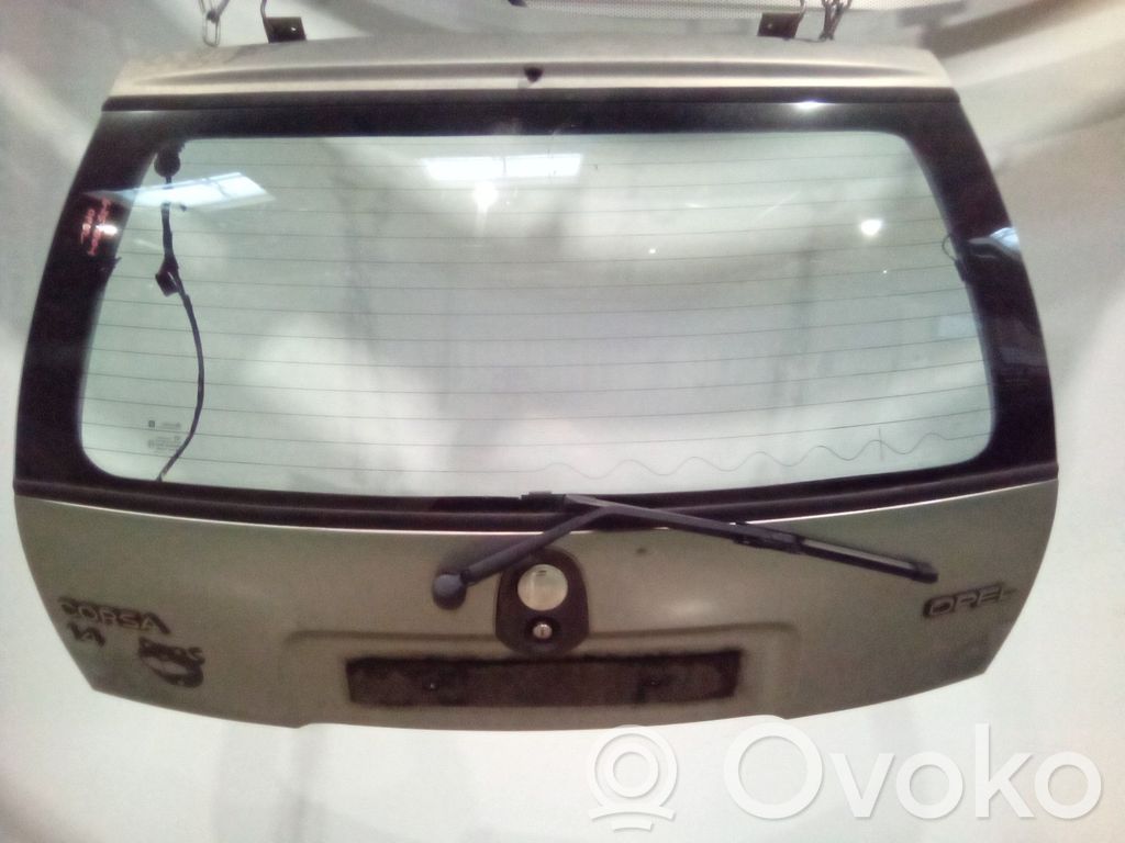 Opel Corsa B Puerta del maletero/compartimento de carga 