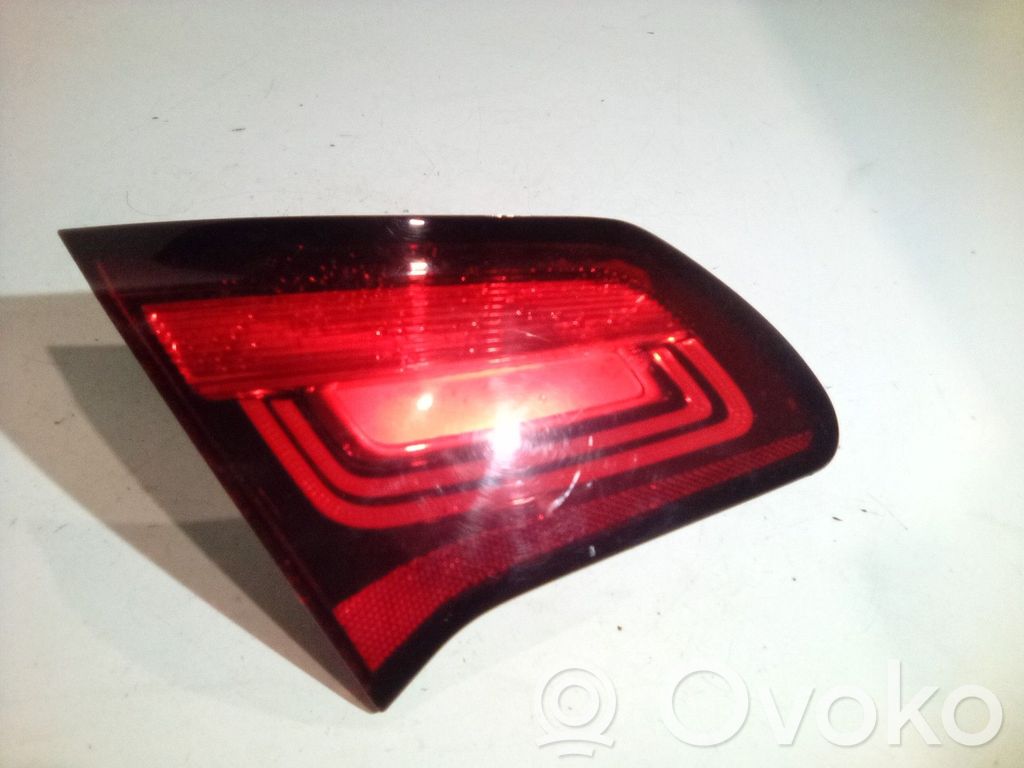 Citroen C4 II Tailgate rear/tail lights 