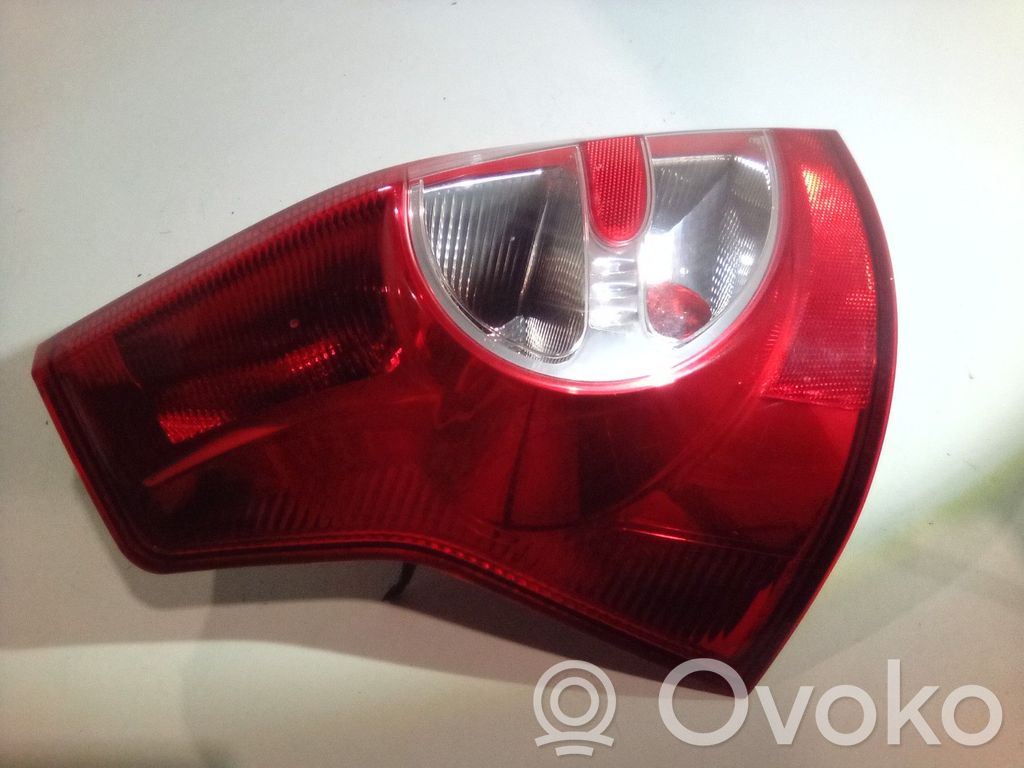 Dacia Sandero Lampa tylna 