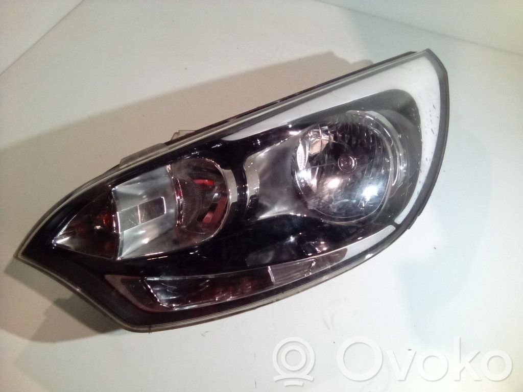 KIA Rio Phare frontale 