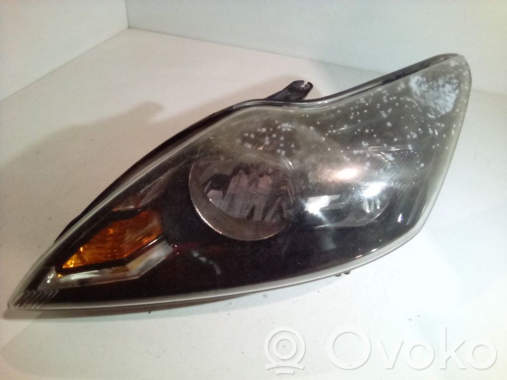 Headlight/headlamp   1754446