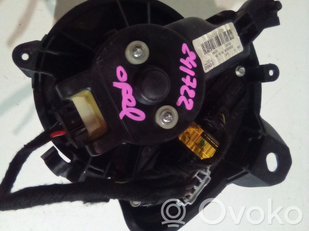 Opel Corsa D Lämmittimen puhallin 