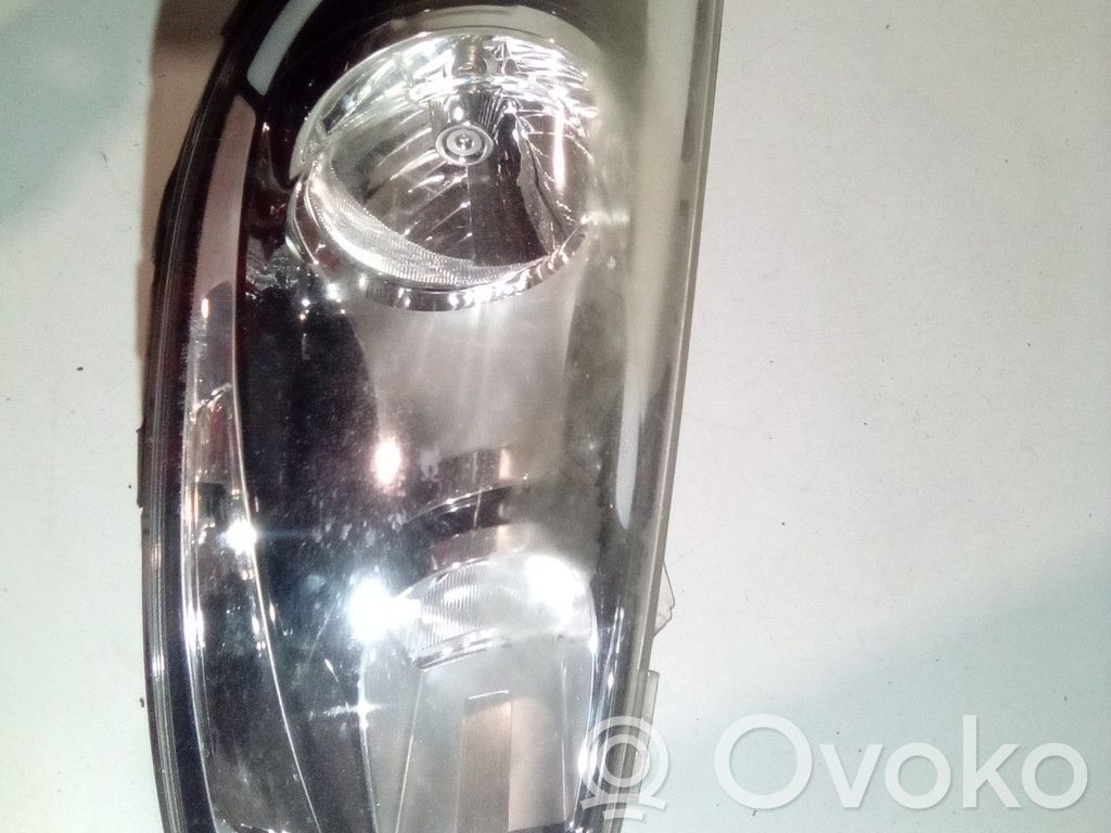 KIA Rio Headlight/headlamp 