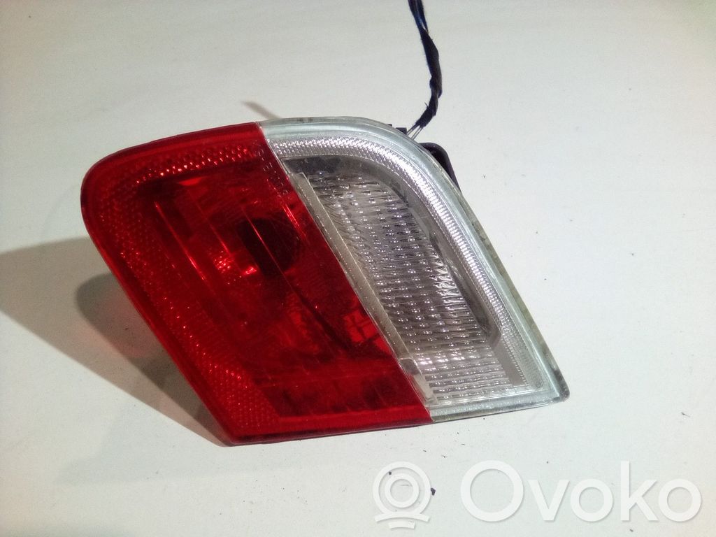 BMW 3 E46 Задний фонарь в крышке 