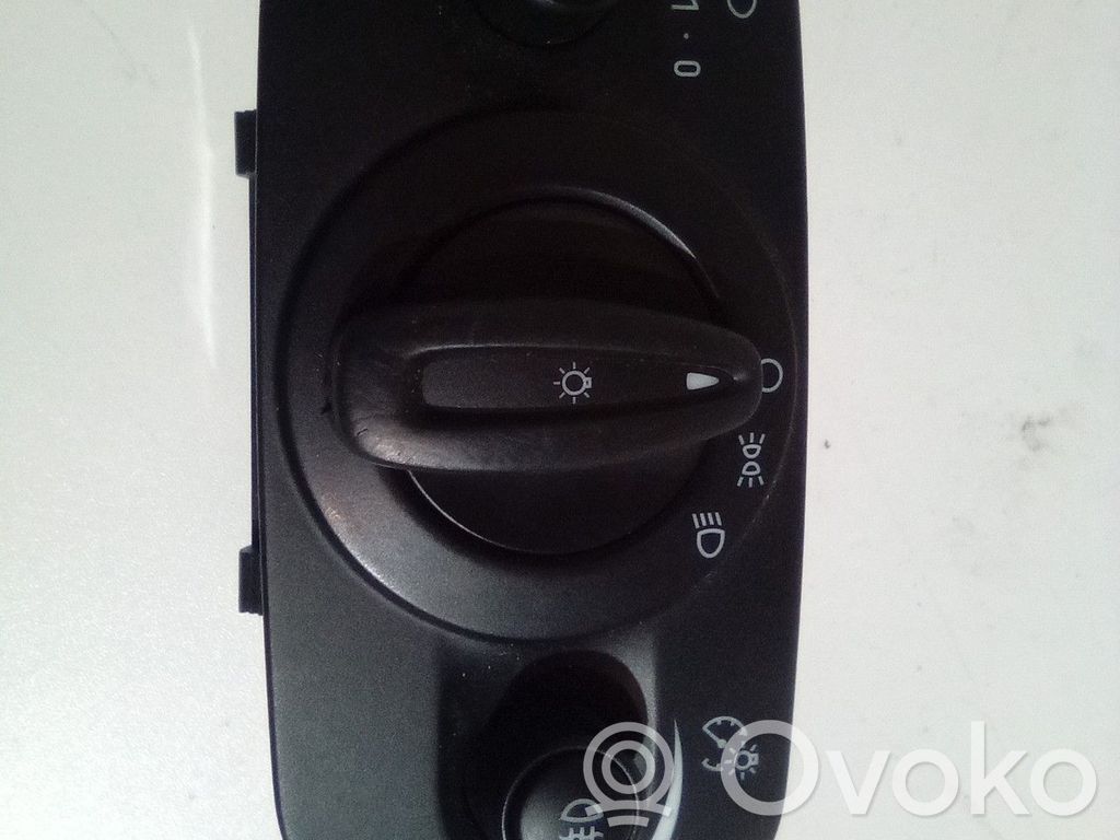 Ford Fiesta Light switch 