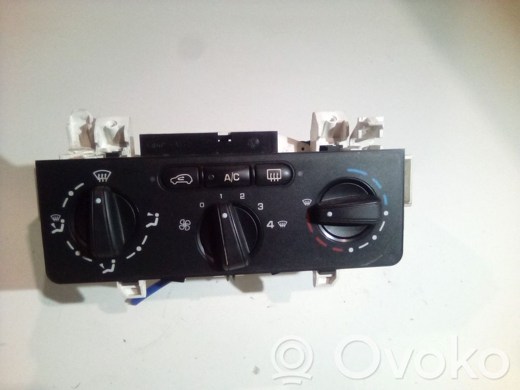 Citroen C2 Climate control unit 