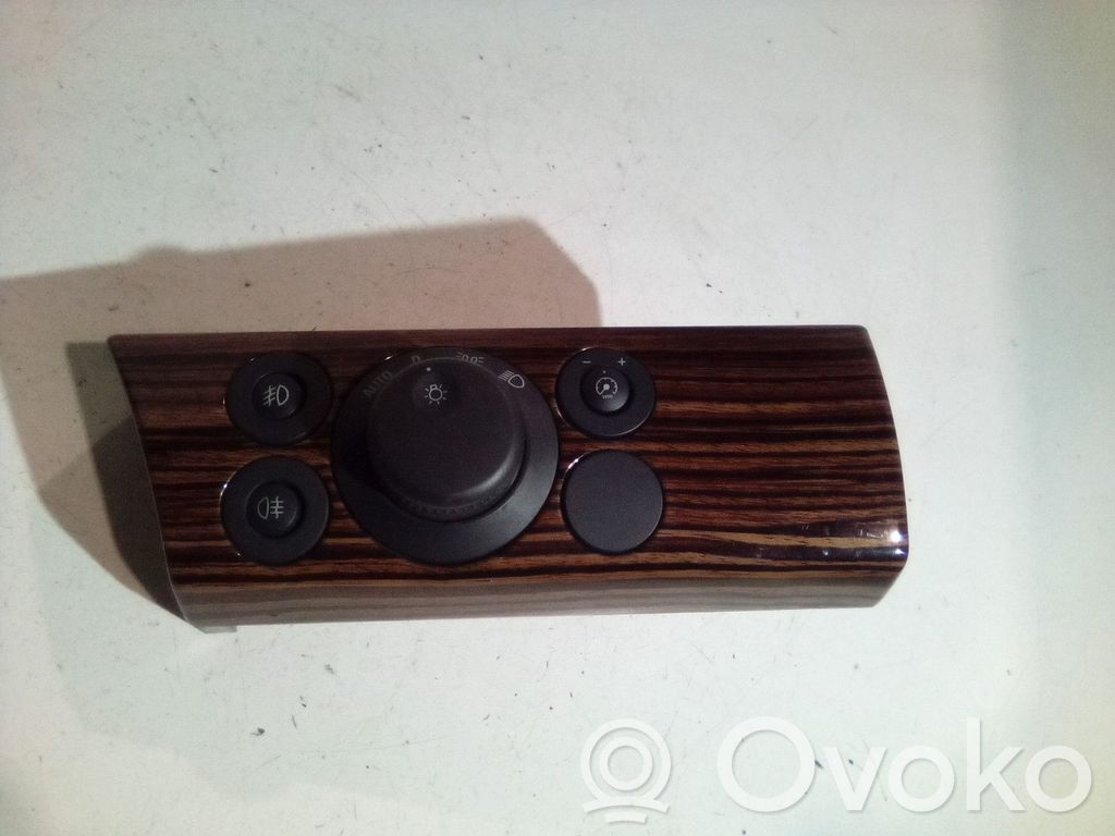 Opel Astra H Light switch 