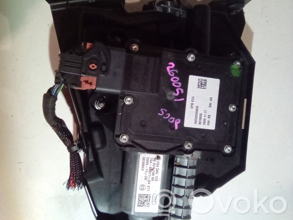 Peugeot 5008 Module de commande de frein à main 
