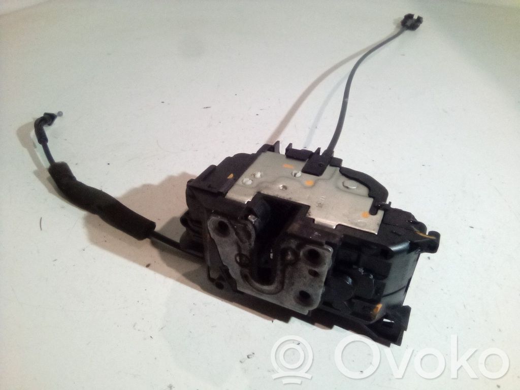 Renault Grand Modus Priekšpusē slēdzene 