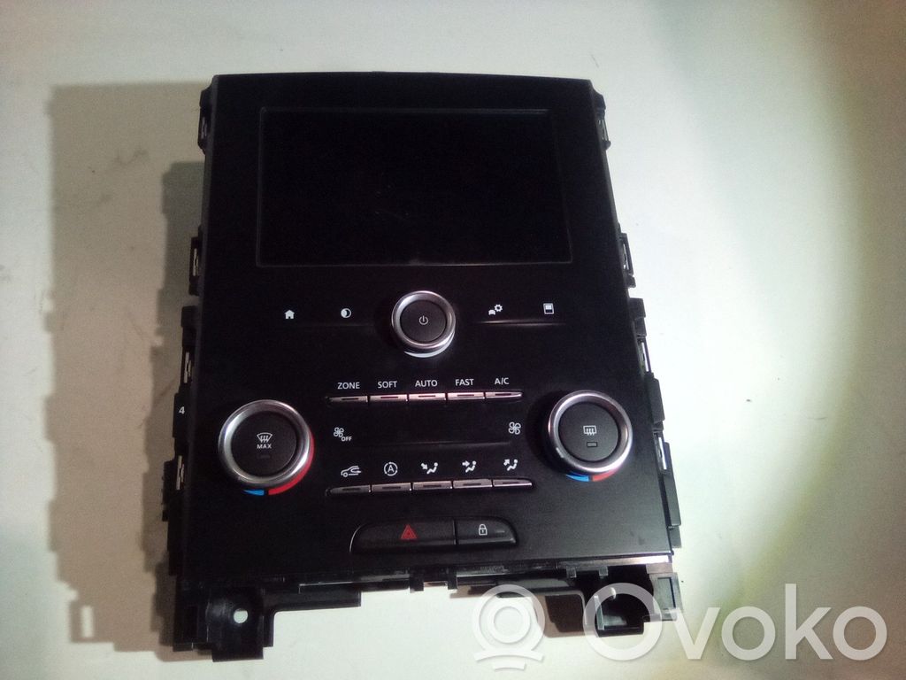 Renault Megane IV Climate control unit 