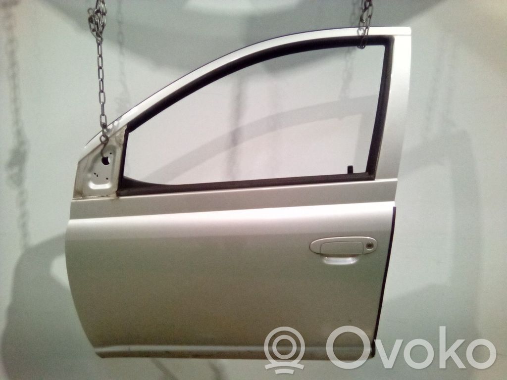 Toyota Yaris Ușă față 