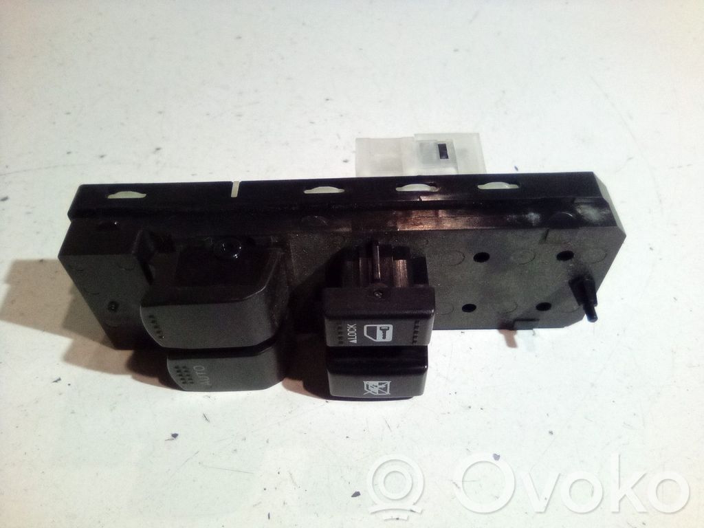 Opel Agila B Electric window control switch 