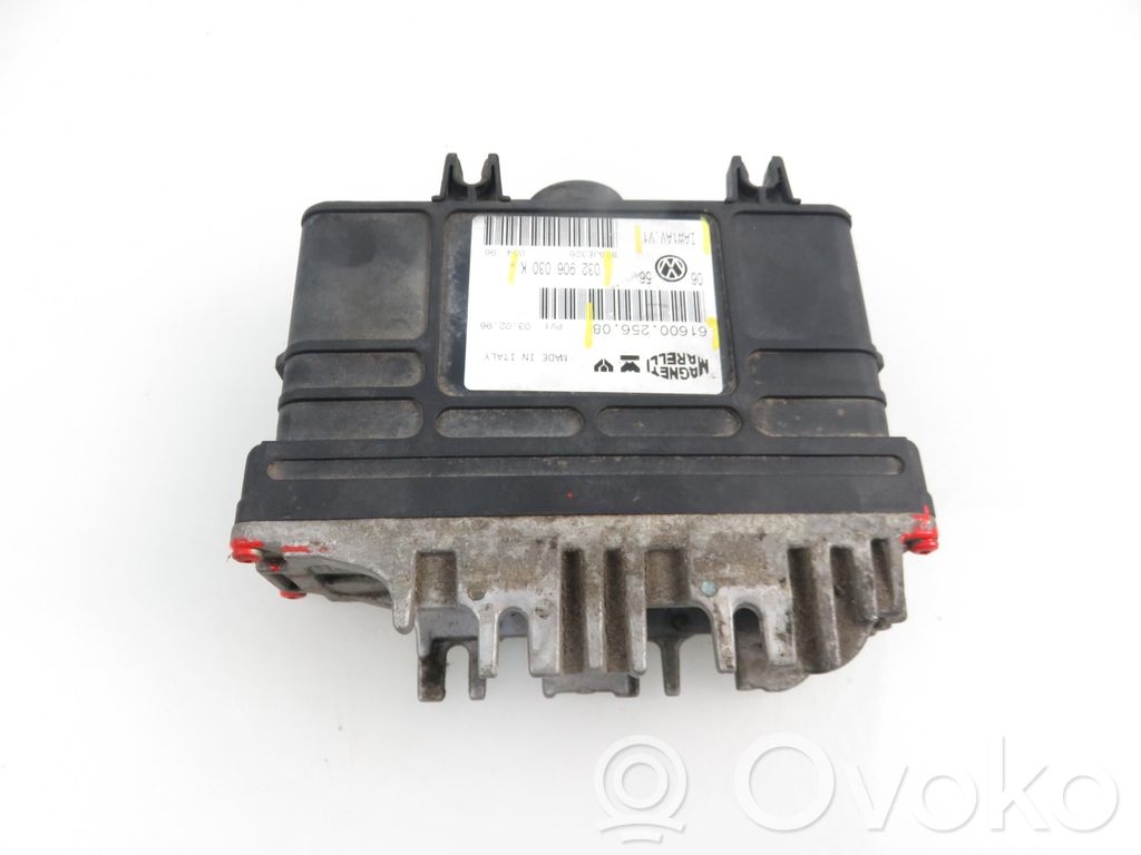 Volkswagen Golf III Engine control unit/module 