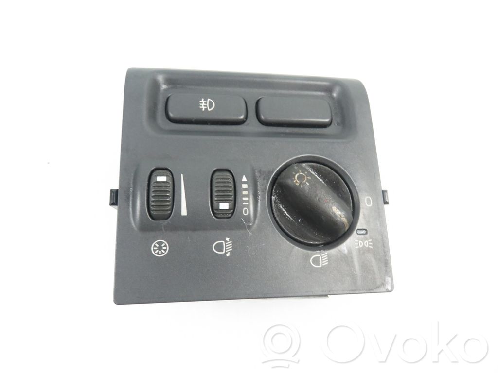 Light switch   30613944,30613944