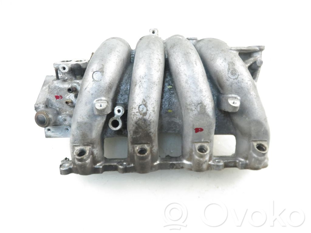 Volvo S40, V40 Colector de admisión 