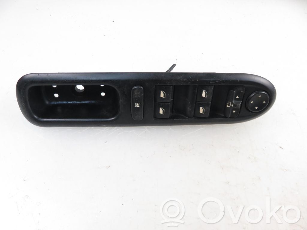 Electric window control switch   96468704XT,96468704XT