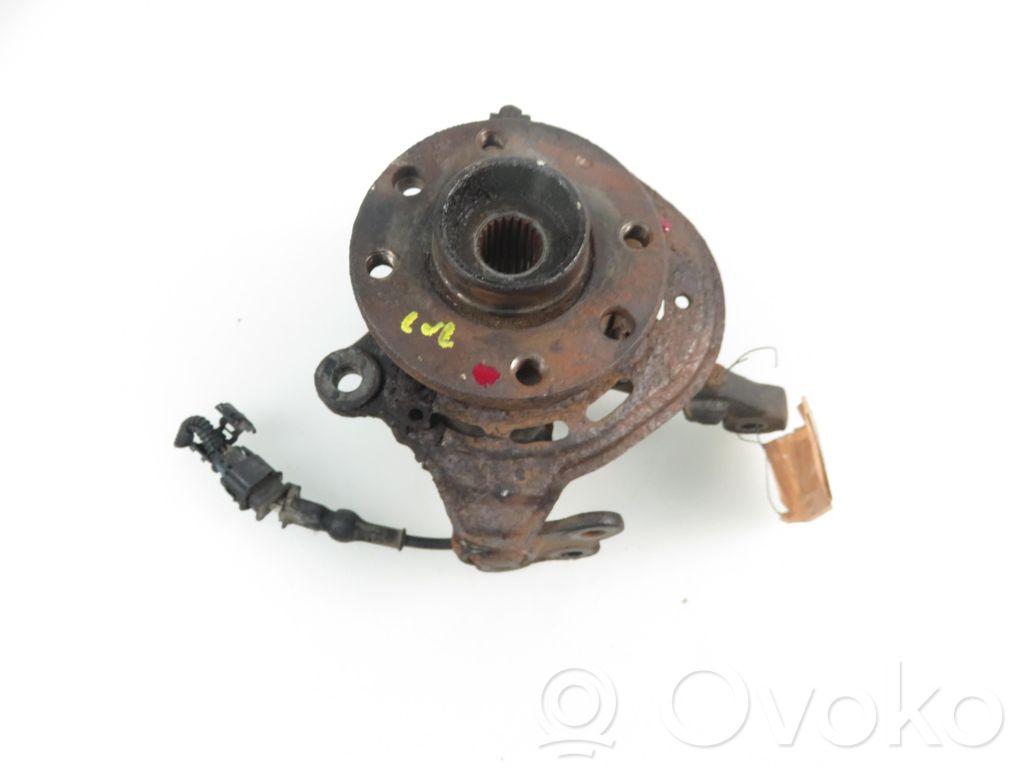 Front wheel hub spindle knuckle