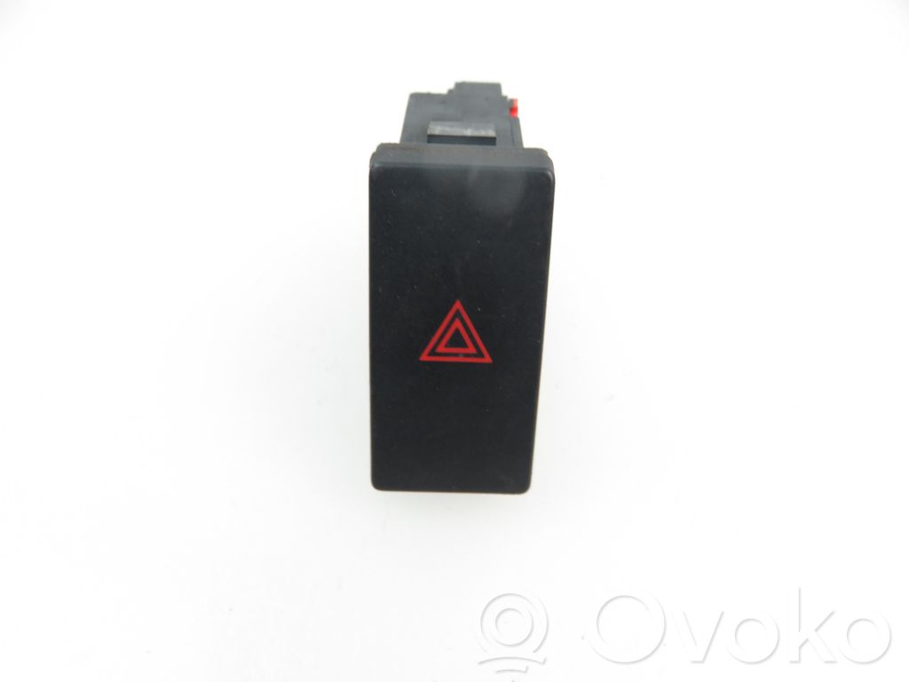 Hazard light switch   TD11664H0,TD11664H0
